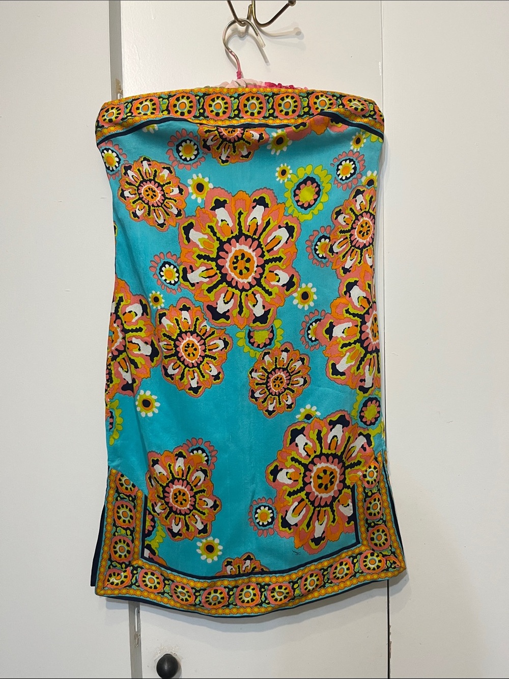 Trina Turk Turquoise Floral Strapless   Dress size 2 100% silk